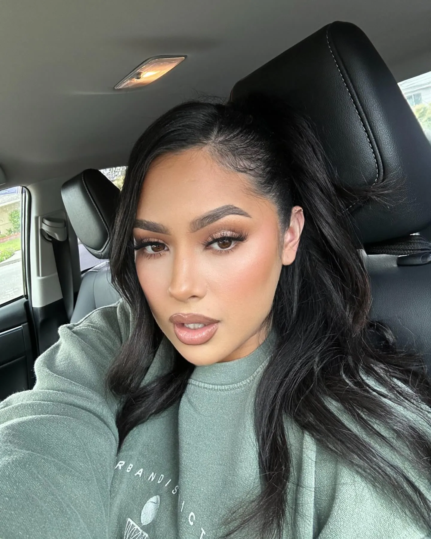 Jasmine Villegas - jasmine-villegas-7.webp